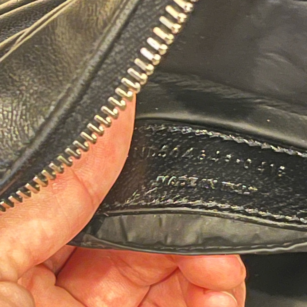 SAINT LAURENT Lambskin Y Quilted Monogram Loulou Cosmetic Case Black - Picture 12 of 12